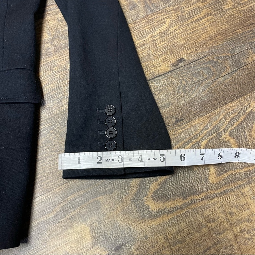 Talbots Blazer Women’s 12 Black Lined 2 Button Minimalist Coat Career Jacket - Picture 10 of 11
